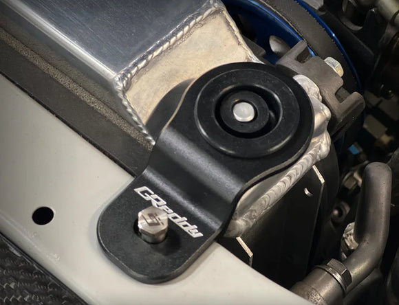 GReddy Radiator mount for BNR32