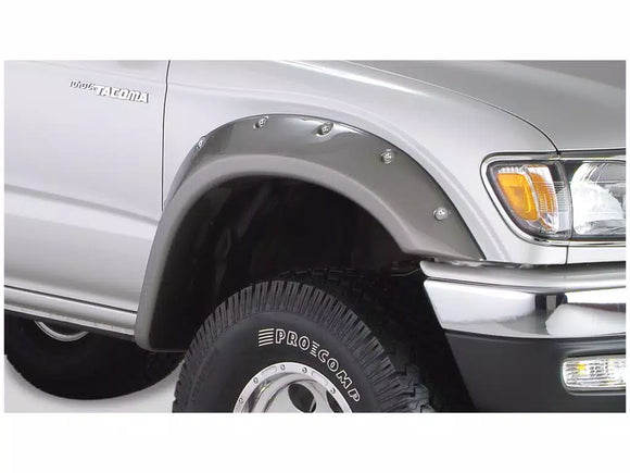 Bushwacker 95-04 Toyota Tacoma Fleetside Cutout Style Flares 4pc 74.5in Bed w/ 4WD Only - Black