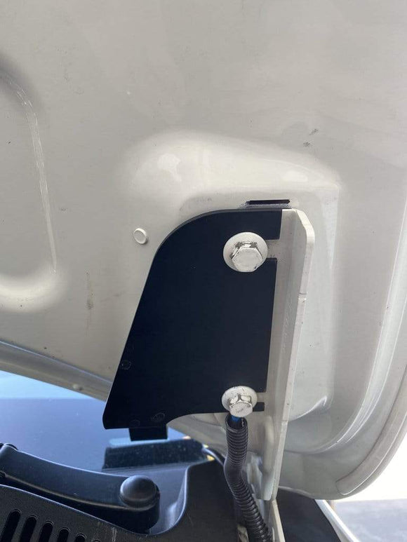 Forge Overland Hood Light Bracket | Volkswagen Touareg T2