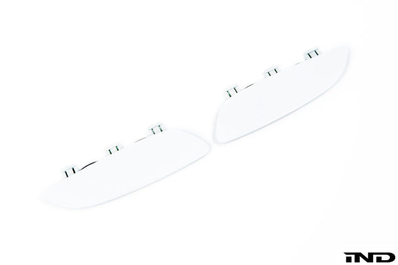 IND E9X M3 Painted Front Reflector Set
