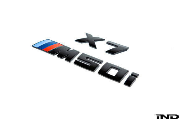 IND G07 X7 M50i Painted Trunk Emblem