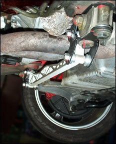 BK FRONT CONTROL ARM BRACE