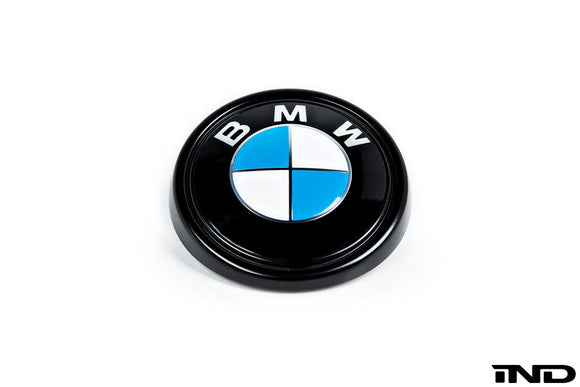 IND E70 X5M Painted BMW Roundel
