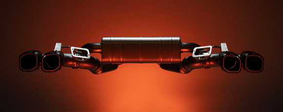 Akrapovic 2024+ BMW M5 (G90,G99) Hexagonal Carbon Fiber Tail Pipe Set