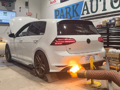 MK7 GOLF R SHOOTING FIRE