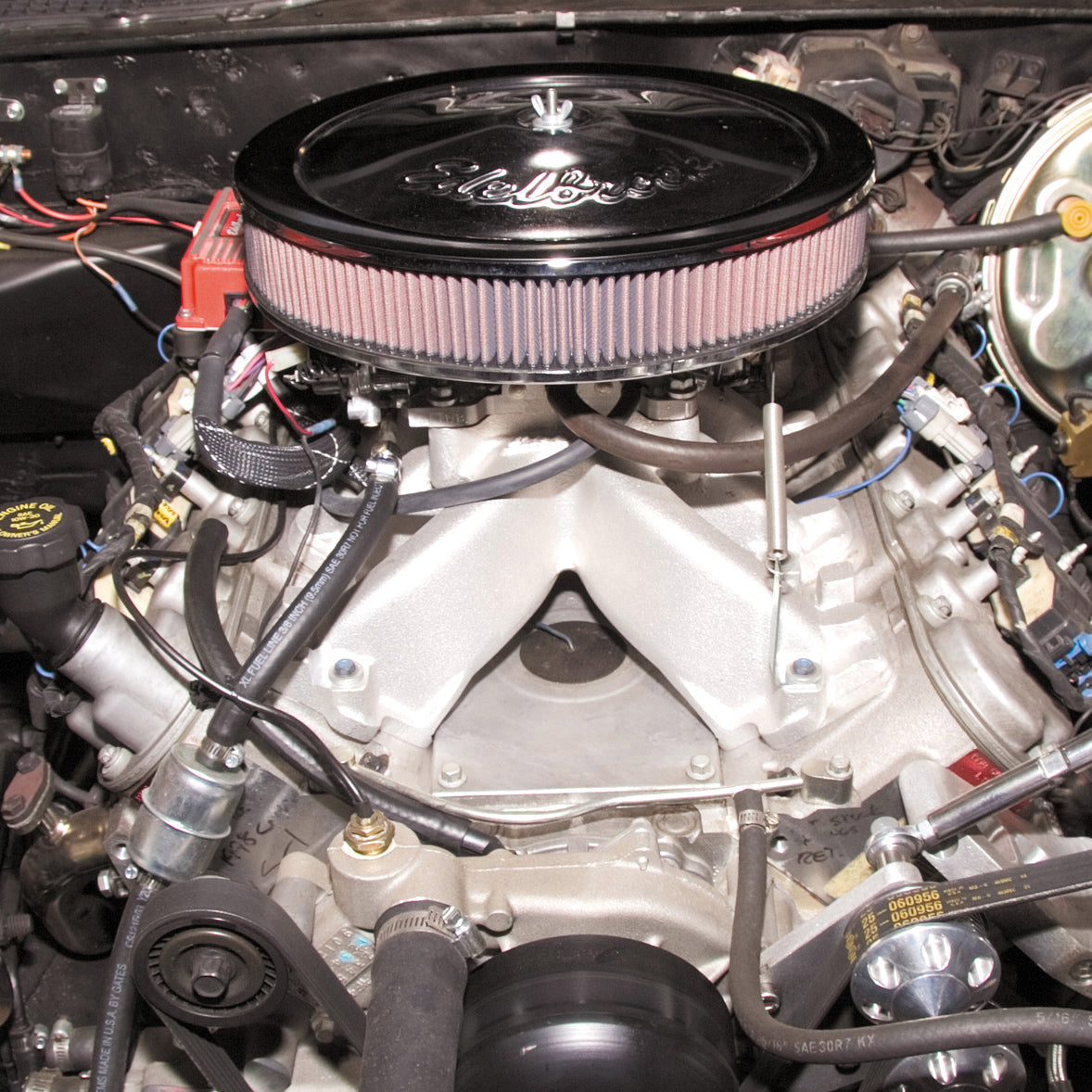 Edelbrock Manifold LS1 Victor Jr EFI to Carbureted Conversion - 0