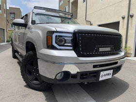 AlphaRex 07-13 GMC Sierra 1500 (No Clsc) LUXX-Series LED Proj HL Jet Blk w/Actv Lgt & Seq.Sig / DRL - 0