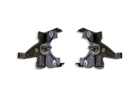 MaxTrac 92-98 GM C1500/2500 2WD Standard Cab 5/6 Lug 2in Front Lowering Spindles