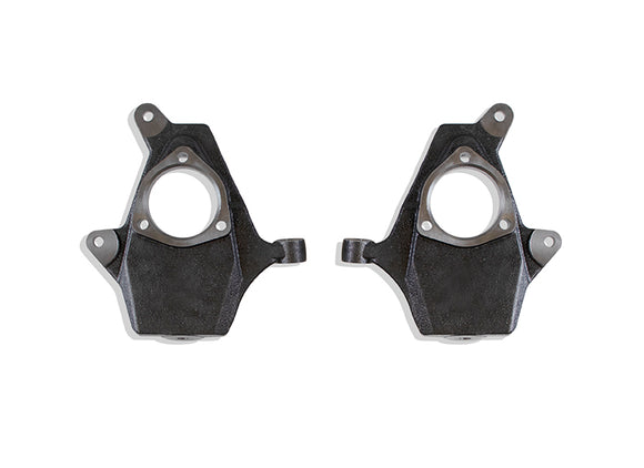 MaxTrac 07-16 GM C/K1500 2WD/4WD 2in Front Lowering Spindles