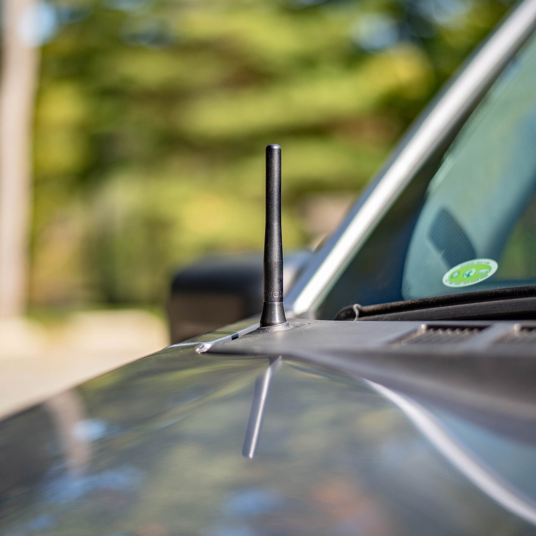 PERFECT-FIT STUBBY ANTENNA | FORD F-150/RAPTOR (2021+), SUPER DUTY (2022+), BRONCO (2021+) - 0