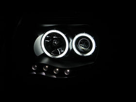ANZO 2005-2011 Toyota Tacoma Projector Headlights w/ Halo Black - 0