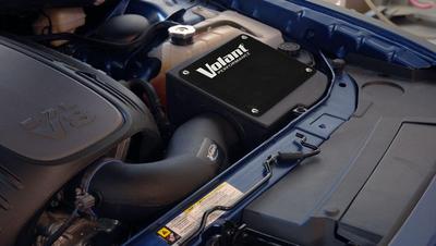 Volant 08-10 Dodge Challenger 5.7L Pro5 Closed Box Air Intake System