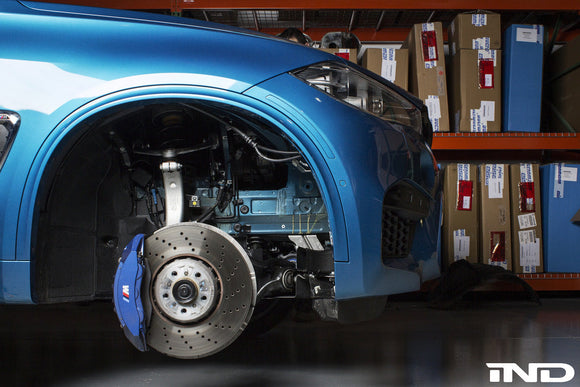 IND F85 X5M / F15 X5 Painted Front Reflector Set