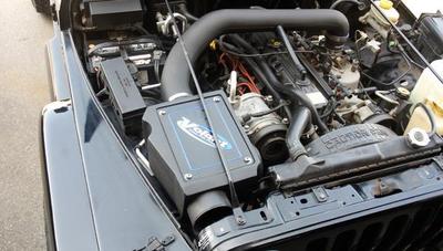 Volant 00-06 Jeep TJ 4.0 L6 PowerCore Closed Box Air Intake System - 0