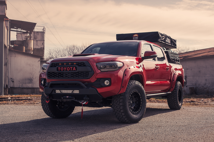 BODY ARMOR 4X4 HILINE FRONT WINCH BUMPER: 2016–2021 TOYOTA TACOMA