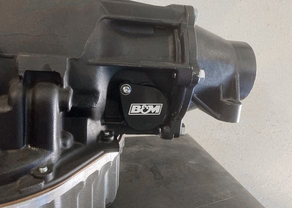 B&M TRANSMISSION SPEEDO PORT PLUG. GM400 - 0