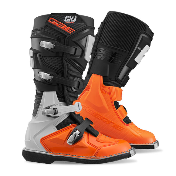 Gaerne GXJ Boot Black/Orange Size - Youth 7