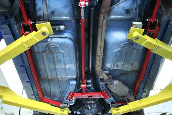 UMI Performance 82-92 GM F-Body Tunnel Mounted Trq. Arm Fits T5 TH350- No Loop - Black