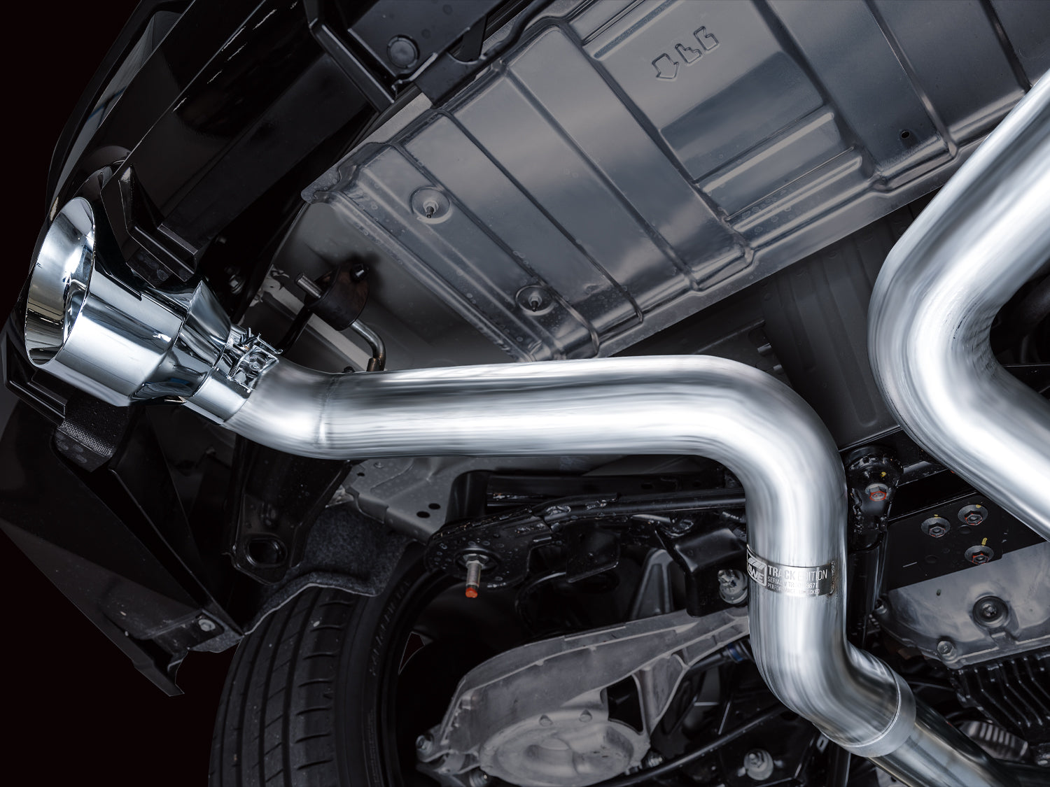 AWE EXHAUST SUITE FOR THE NISSAN Z