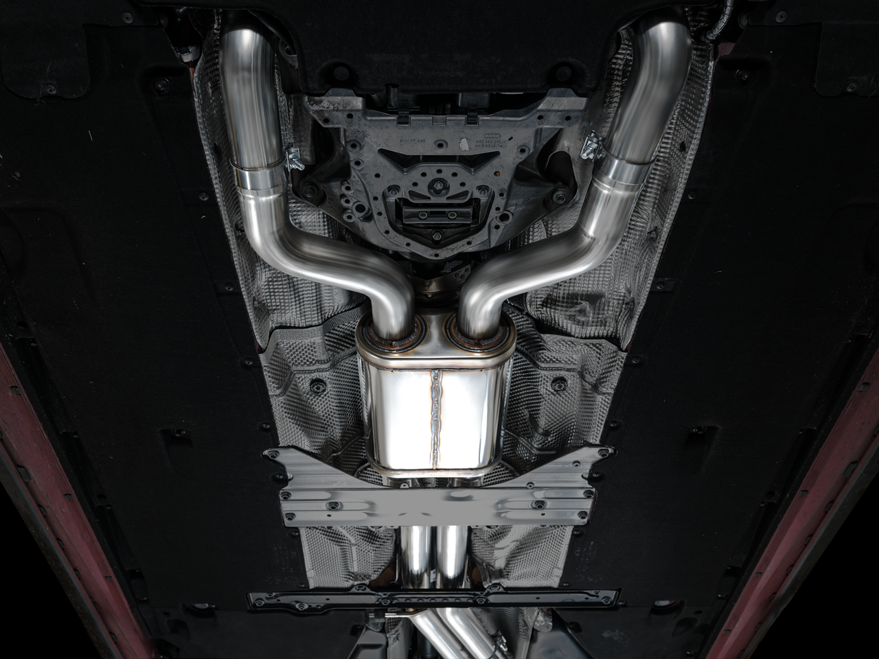 AWE SWITCHPATH™ EXHAUST FOR AUDI C8 RS 6 AVANT / RS 7