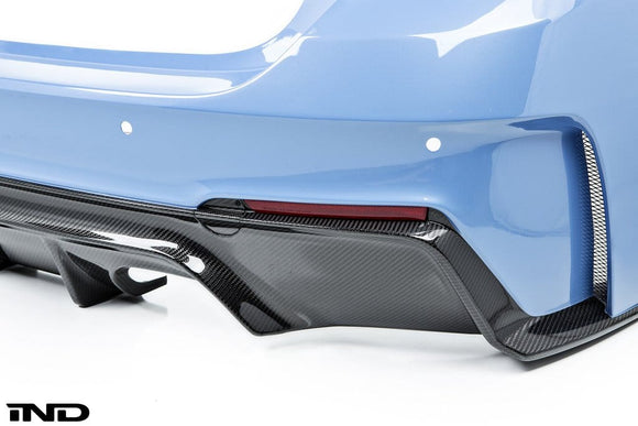 3D Design - M4 F82 / F83 Full Carbon Rear Bumper