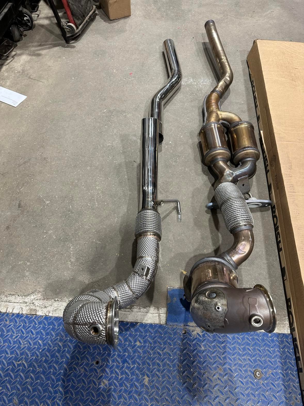 2022+ MK8 Golf R / 8Y S3 2.0T Catless downpipe