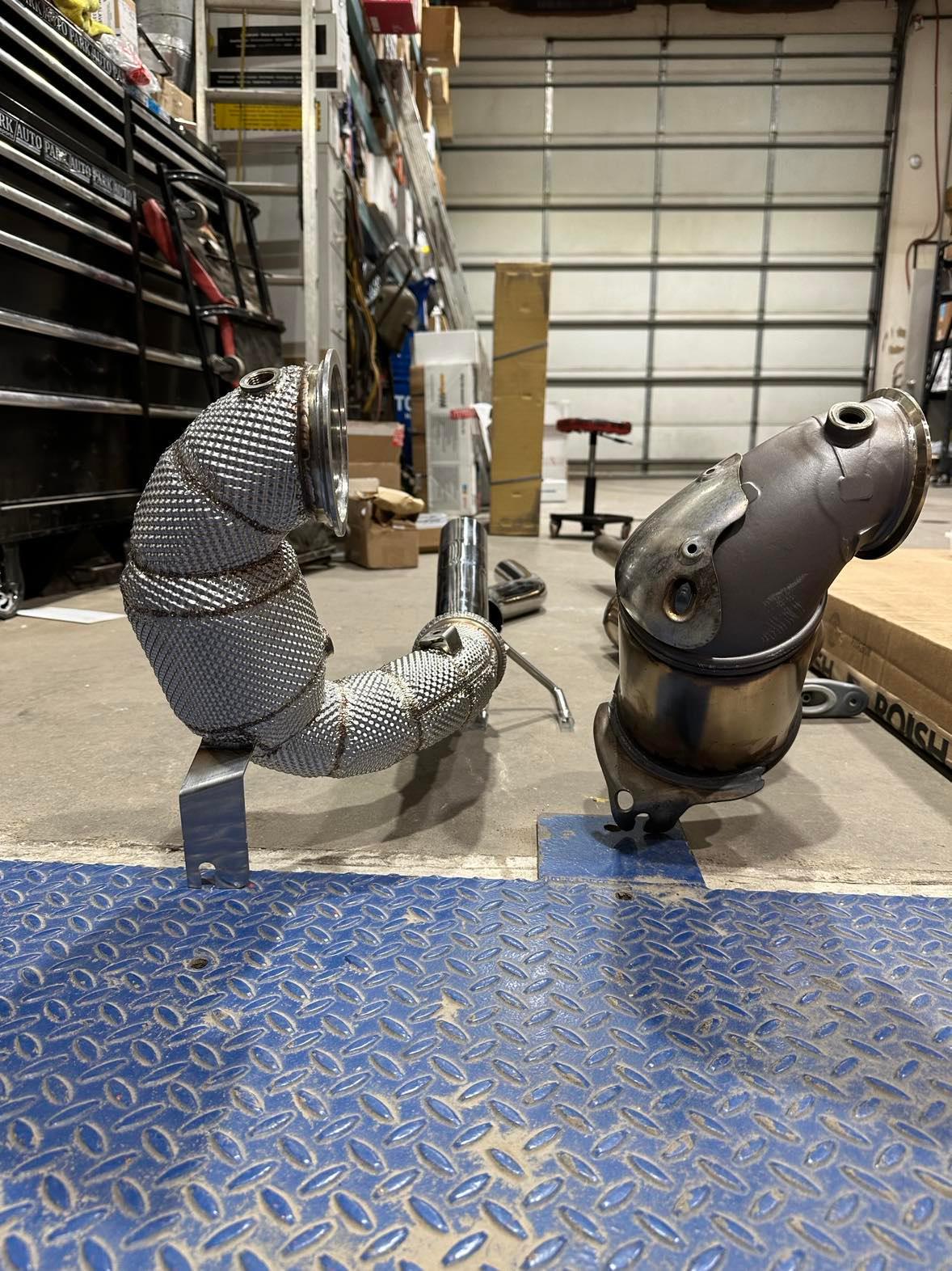 2022+ MK8 Golf R / 8Y S3 2.0T Catless downpipe