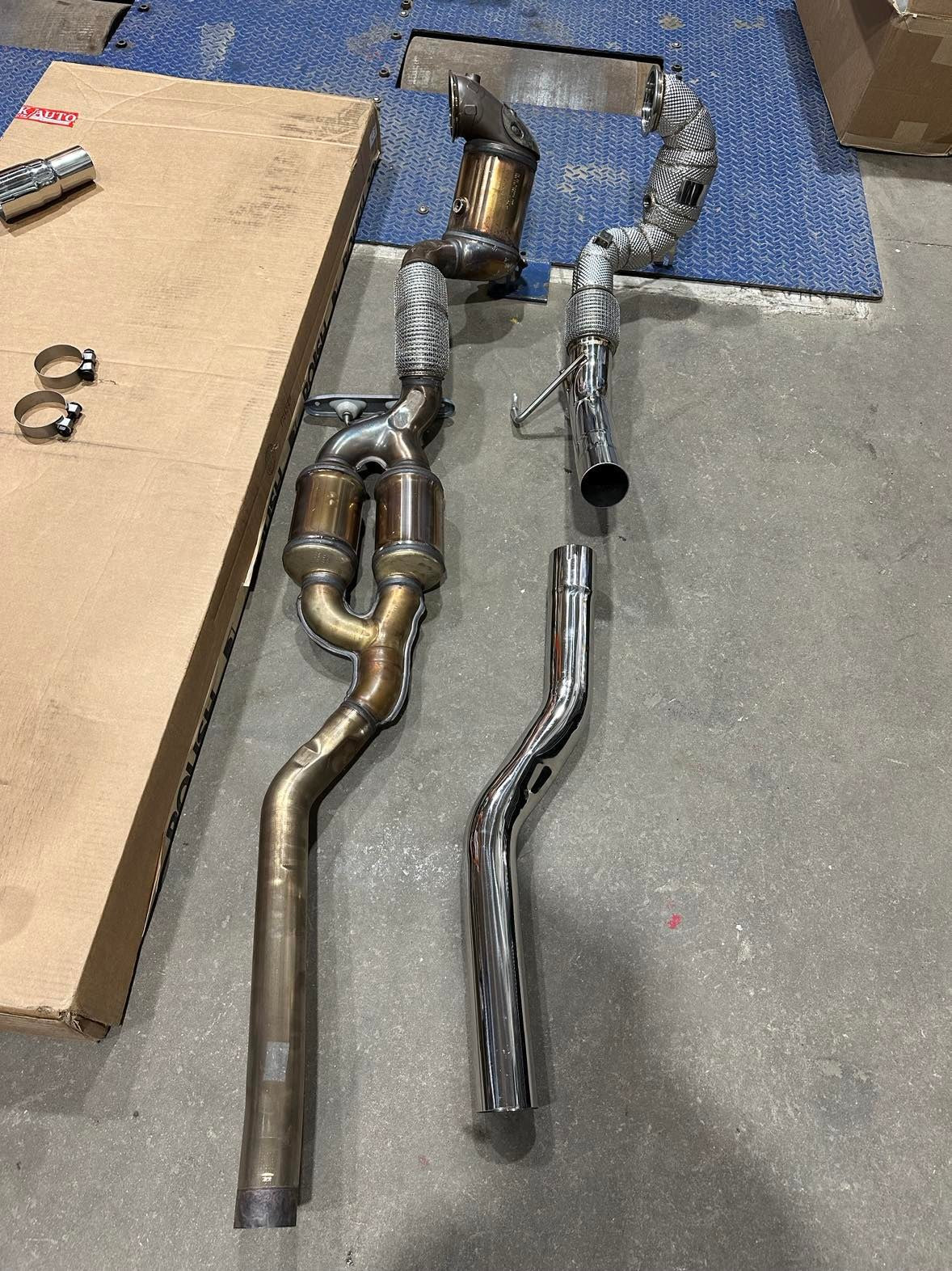 2022+ MK8 Golf R / 8Y S3 2.0T Catless downpipe