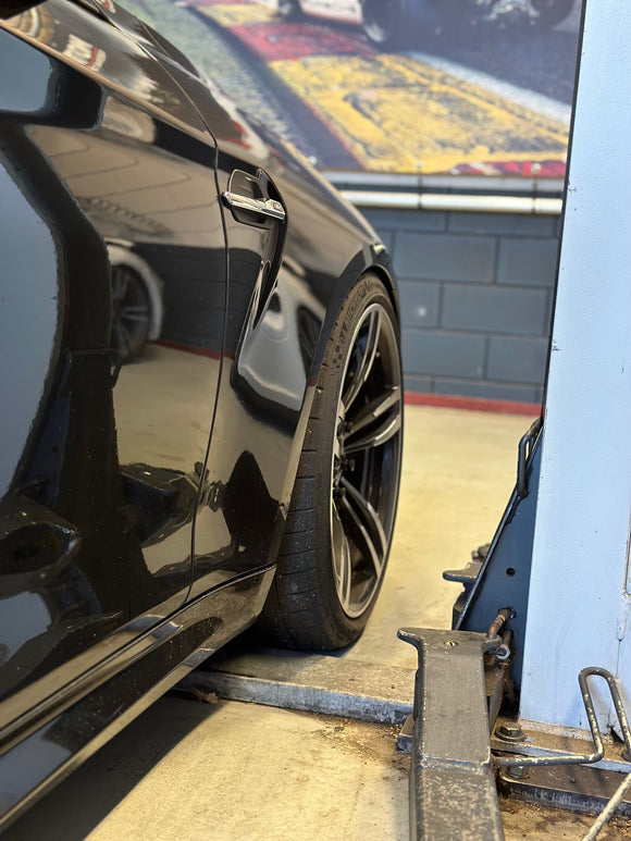 AST SUSPENSION ADJUSTABLE LOWERING SPRINGS: 2014–2018 BMW M3 (F80)