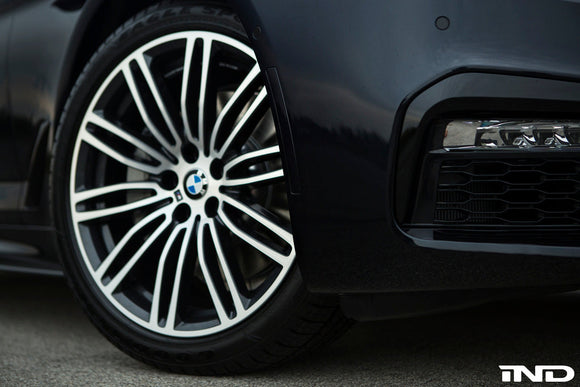 IND F90 M5 / G30 5-Series Painted Front Reflector Set