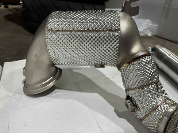 2022+ MK8 Golf R / 8Y S3 2.0T Catless downpipe V2 CAST