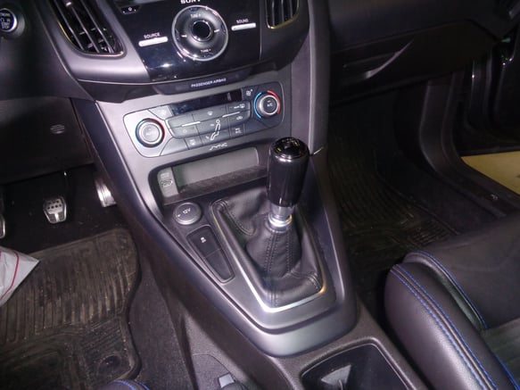 HURST 13-18 FORD FOCUS ST BILLET PLUS SHIFTER - 0