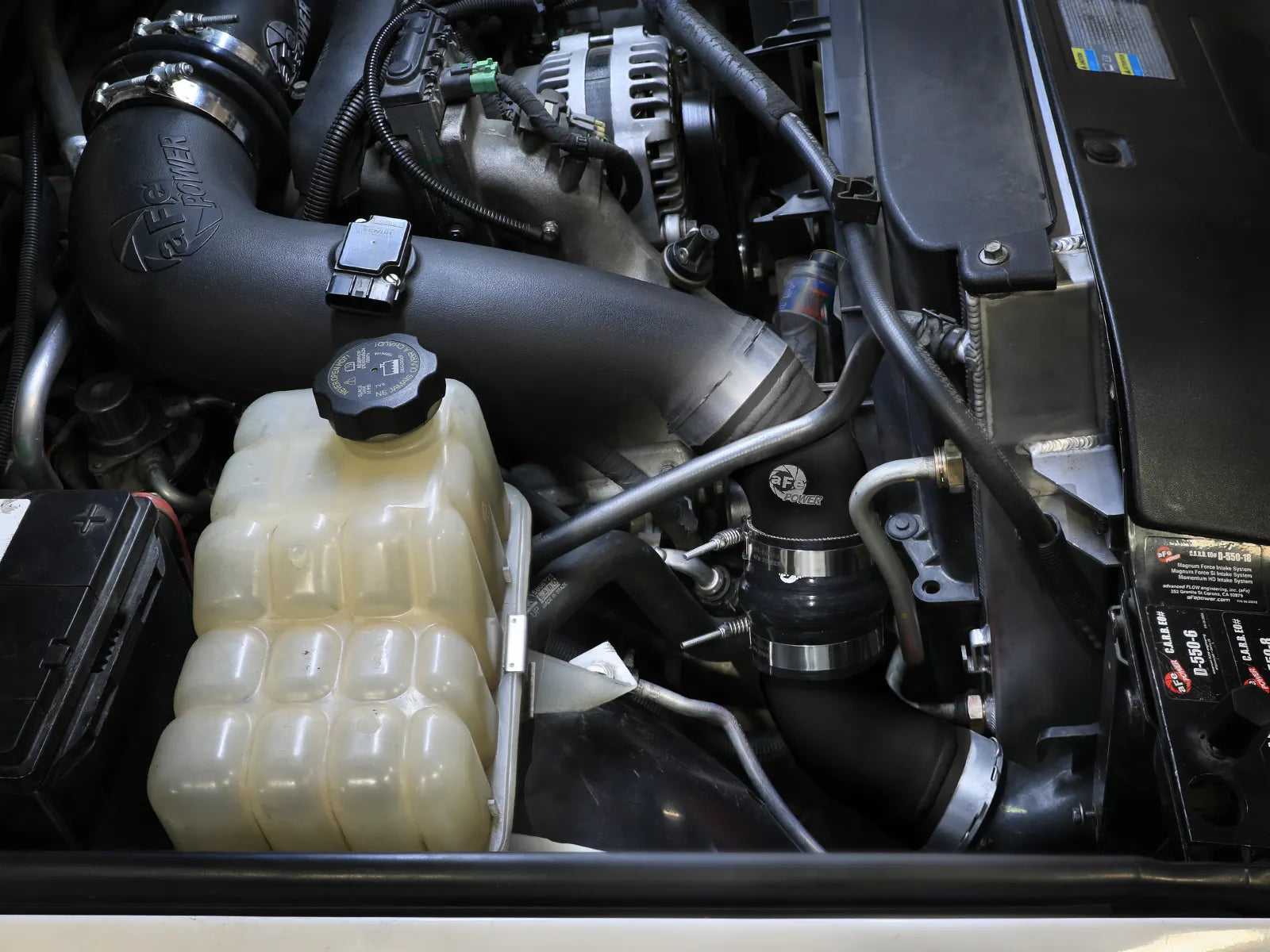 BladeRunner Aluminum Hot and Cold Charge Pipe Kit GM Diesel Trucks 06-10 V8-6.6L (td) LBZ/LMM