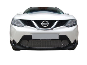 Zunsport Nissan Qashqai (2.0 Diesel with Parking Sensors) - Lower Grille - Silver finish