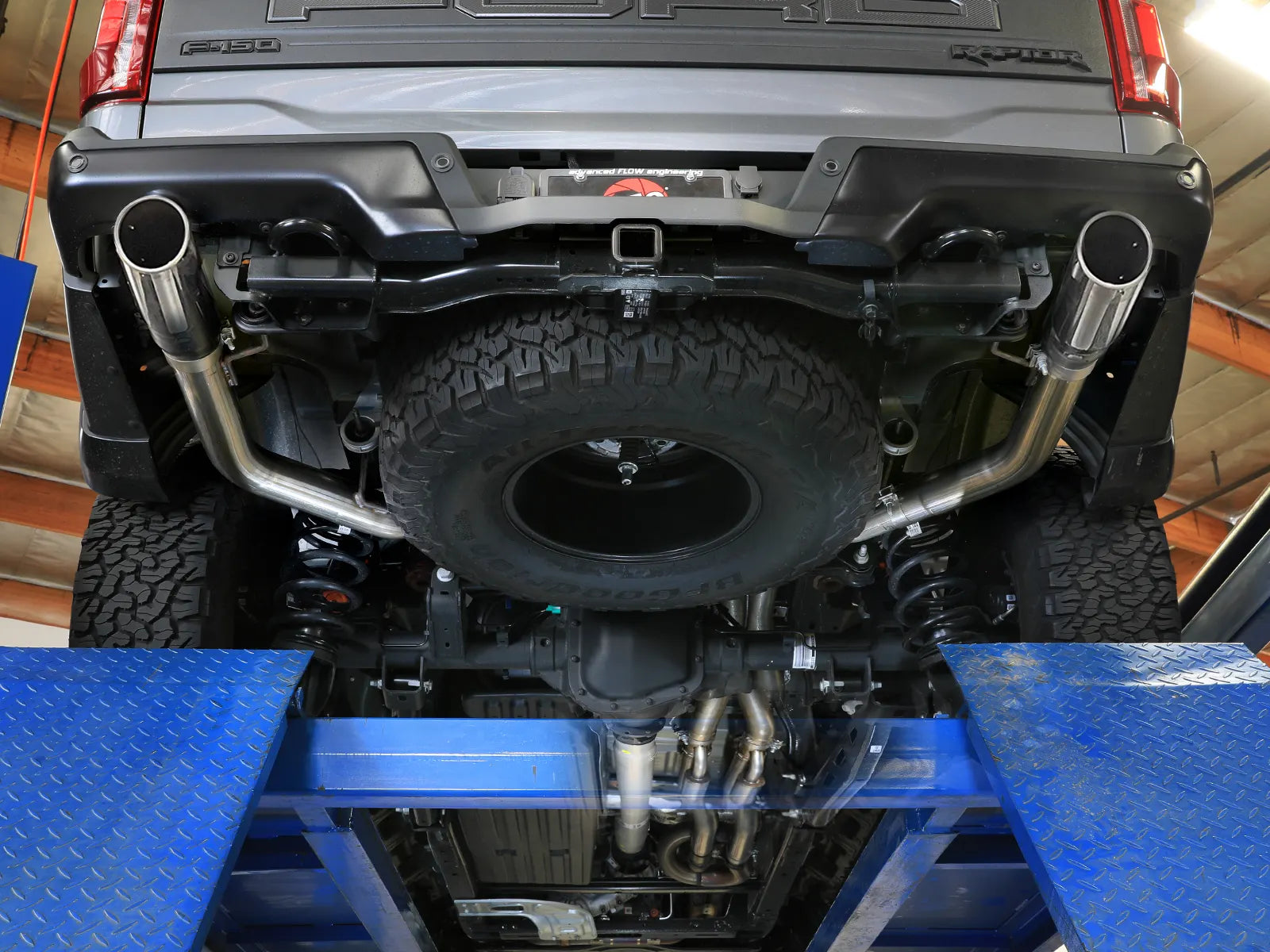 Vulcan Series 3 IN to 3-1/2 IN Stainless Steel Cat-Back Exhaust System Ford F-150 Raptor/ Raptor R 21-25 V6/V8