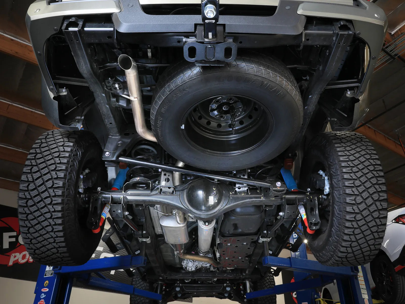 Vulcan Series 2-1/2 IN 304 Stainless Steel Cat-Back Exhaust System Toyota Tacoma 24-25 L4-2.4L (t)