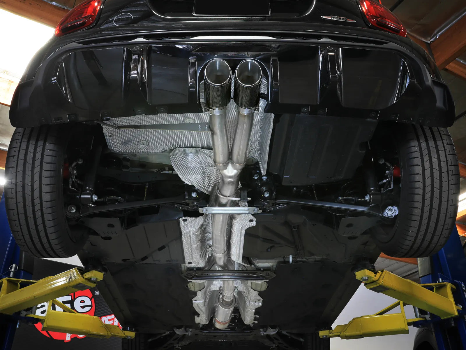 MACH Force-Xp 3 IN to 2-1/2 IN 304 Stainless Steel Cat-Back Exhaust MINI Cooper S 14-24/Cooper S JCW Hardtop 15-24 L4-2.0L (t) 2-Door