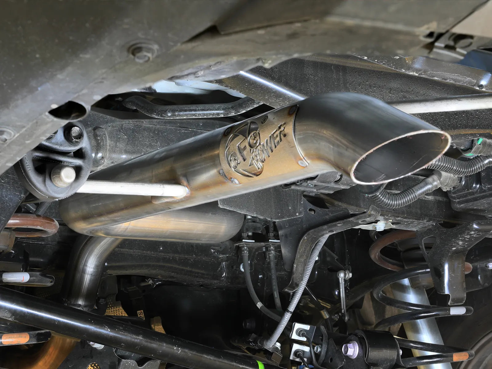 Apollo GT Series 2-1/2 IN 409 Stainless Steel Axle-Back Hi-Tuck Exhaust System Toyota Land Cruiser (J250) 24-25 L4-2.4L (t)