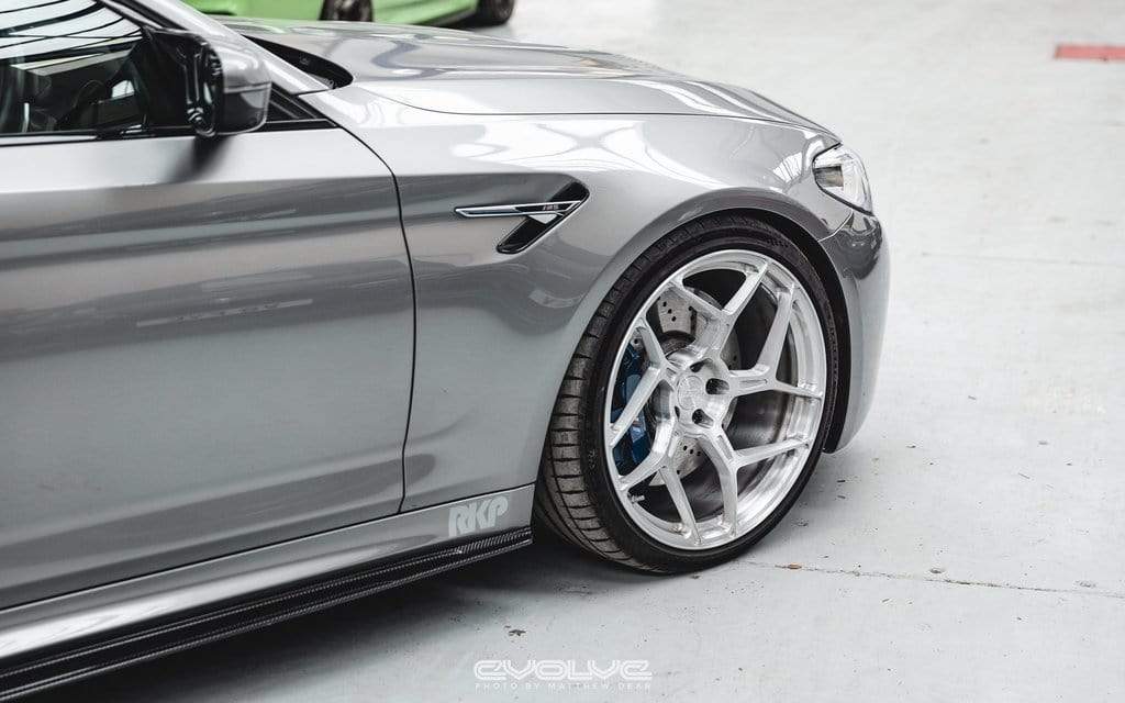 RKP BMW F90 M5 Carbon Kevlar Side Skirt Set