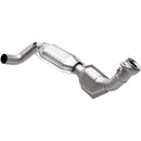 MagnaFlow Conv DF 01-02 Ford F-150 5.4L-1