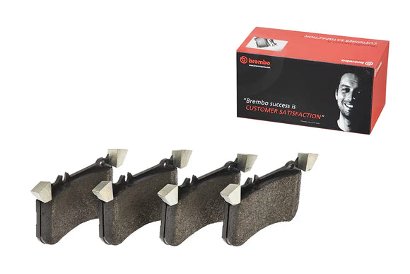 Brembo 14-19 Mercedes-Benz CLA45 AMG/15-19 GLA45 AMG Front Premium Low-Met OE Equivalent Pad 0074203120