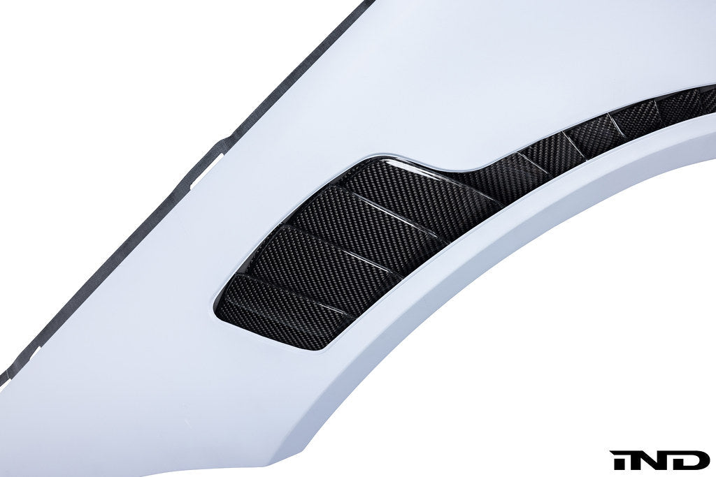 Karbonius E92 M3 Carbon Vented Fender Set