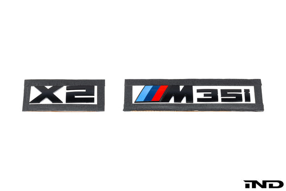 IND U10 X2 M35i Painted Trunk Emblem
