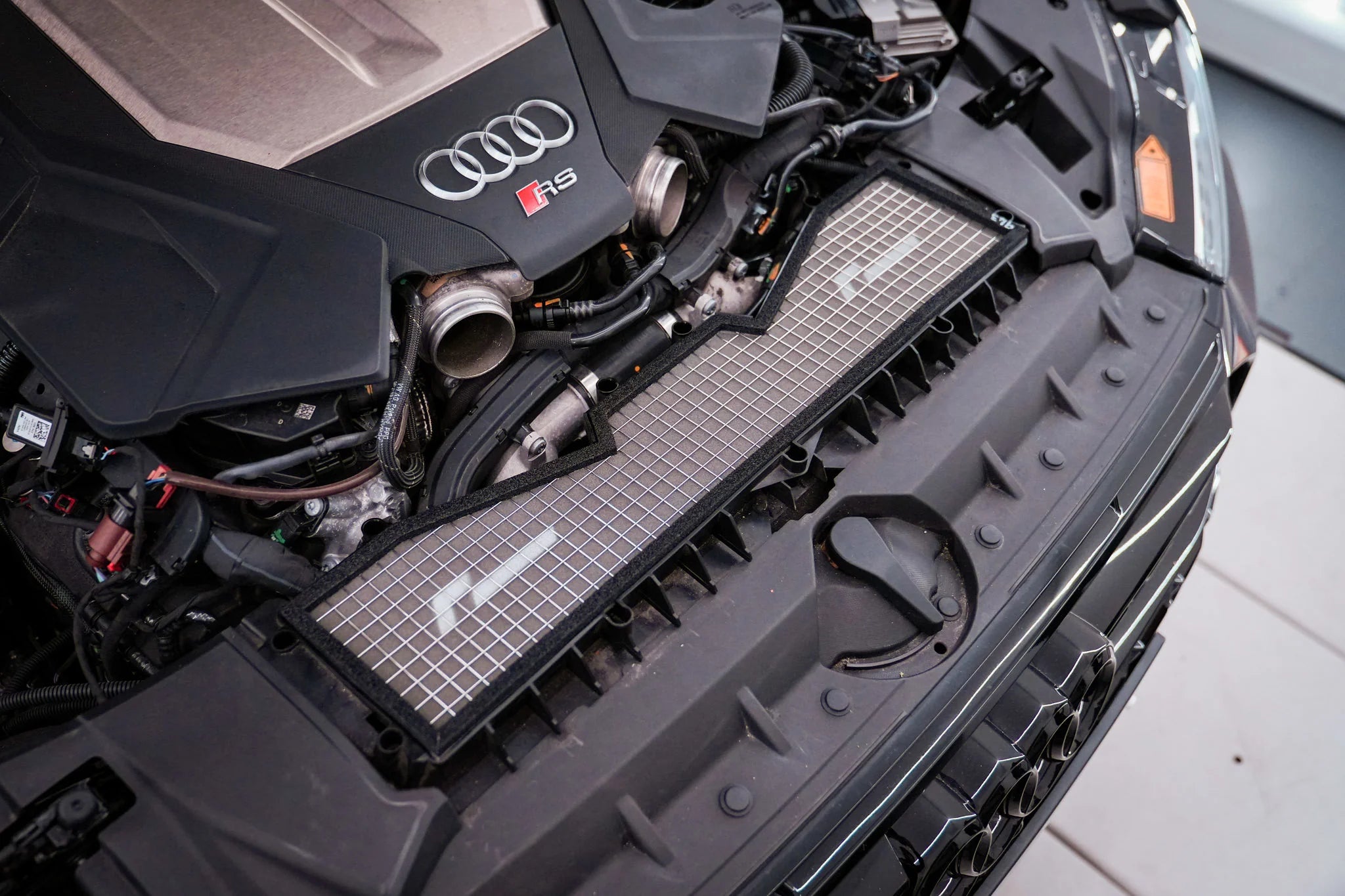 High-Flow Panel Air Filter/EA825 4.0 V8TT/ Eg Audi RS6/7 C8