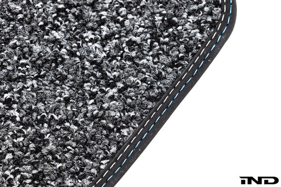 BMW G99 M5 Touring Reversible Cargo Liner – Carpet & Rubber OEM Trunk Mat