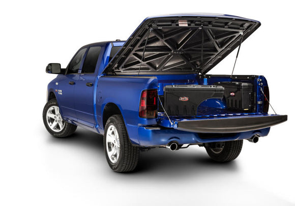 UNDERCOVER DRIVERS SIDE SWING CASE: 2004–2015 NISSAN TITAN