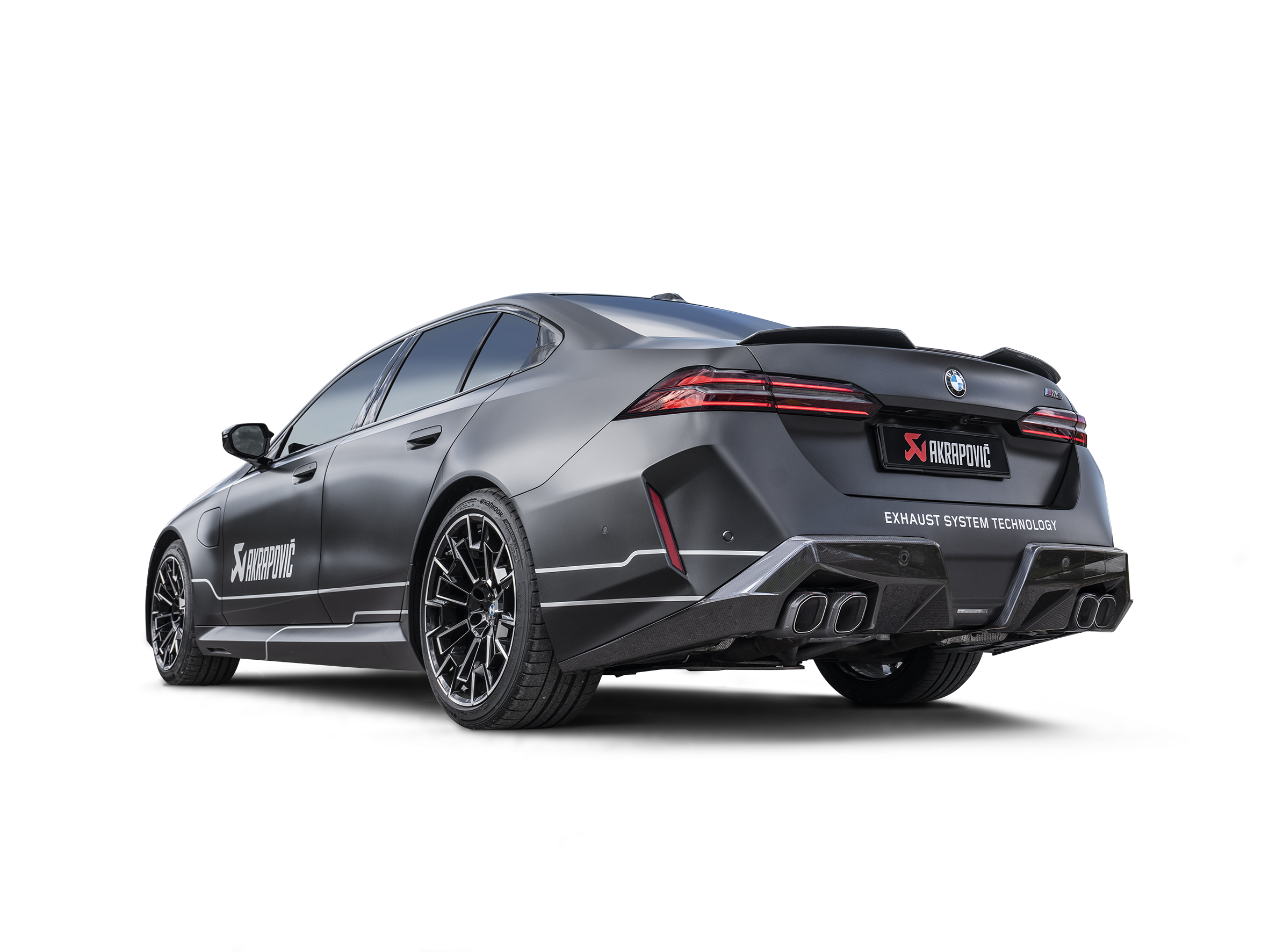 Akrapovic 2024+ BMW M5 (G90,G99) Hexagonal Carbon Fiber Tail Pipe Set