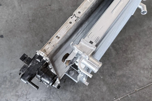 Jeep Wrangler (JL) & Gladiator (JT) Heavy-Duty All-Aluminum Radiator