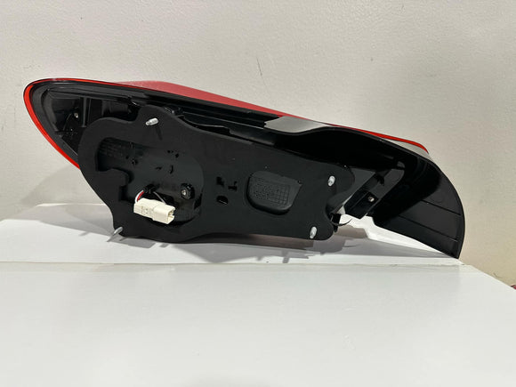 TOM'S LED Tail Light 86/FRS/BRZ 12+ Red Lens (US)