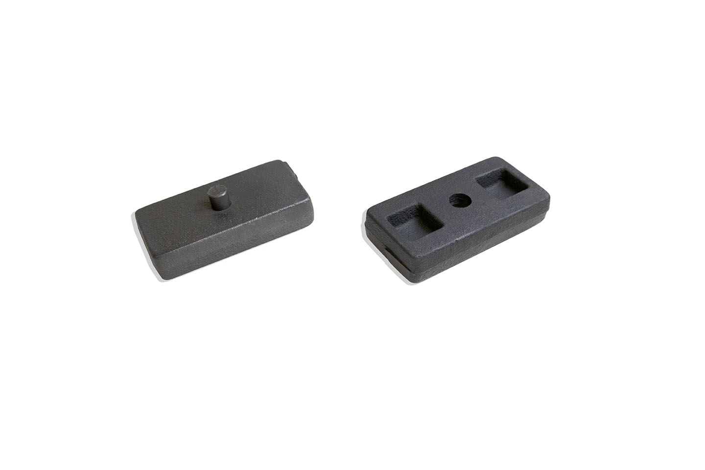 MaxTrac 07-18 Toyota Tundra 2WD/4WD 1in Rear Cast Iron Lift Blocks